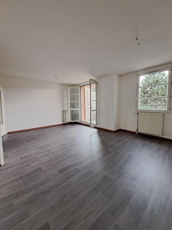 Appartement - 93 m² - 4 pièces