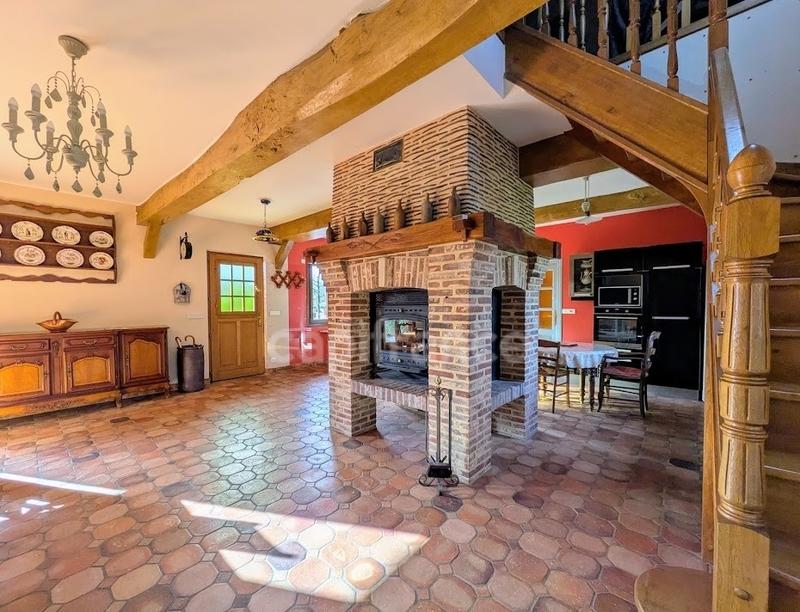 Maison - 206 m² - 5 pièces