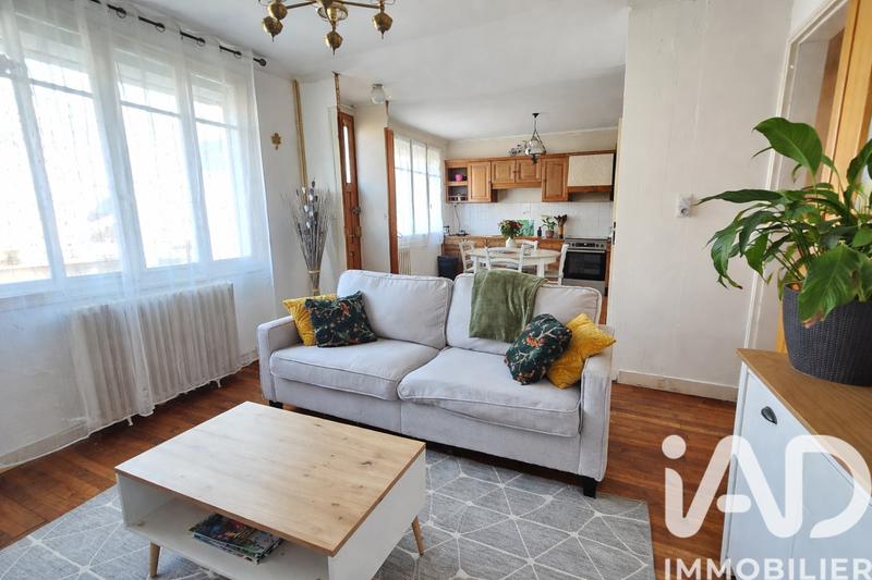 Maison - 93 m² - 4 pièces