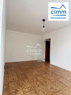 Appartement - 72 m² - 4 pièces