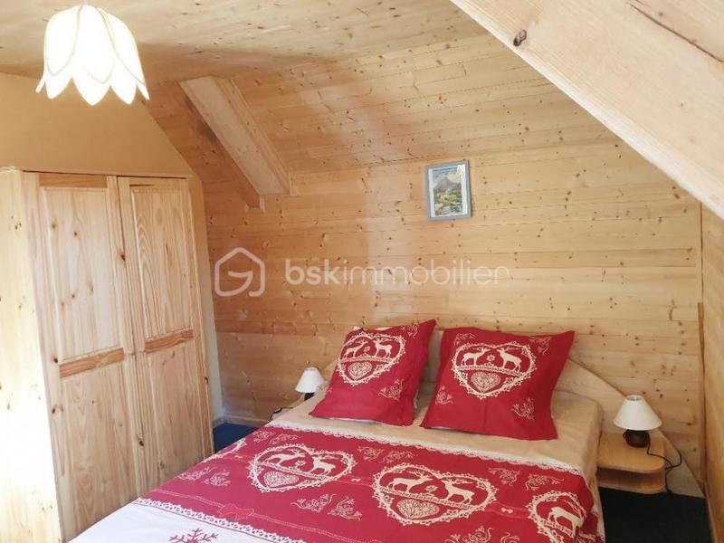 Maison - 435 m² - 12 pièces