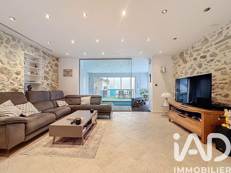 Maison - 156 m² - 6 pièces