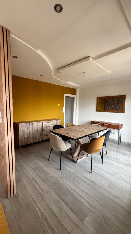 Appartement - 79 m² - 4 pièces