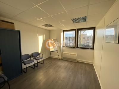 Bureau - 140 m²