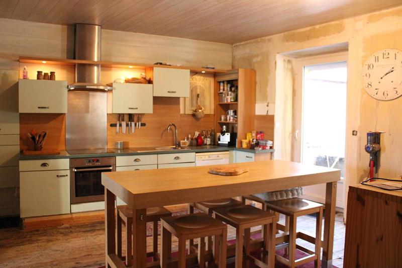 Maison - 236 m² - 14 pièces