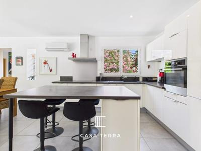 Villa - 138 m² - 5 pièces