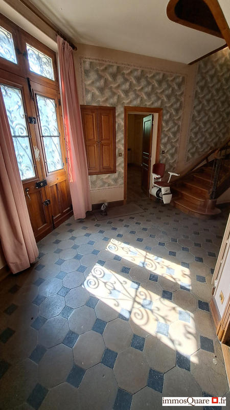 Maison ancienne - 190 m² - 6 pièces