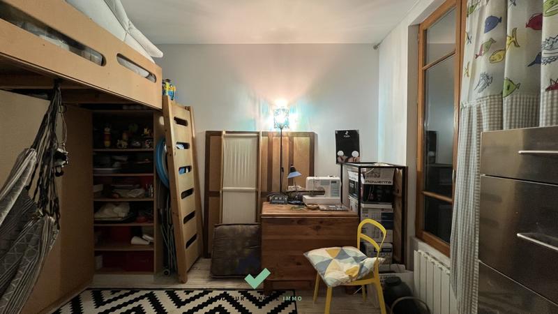 Appartement - 75 m² - 4 pièces