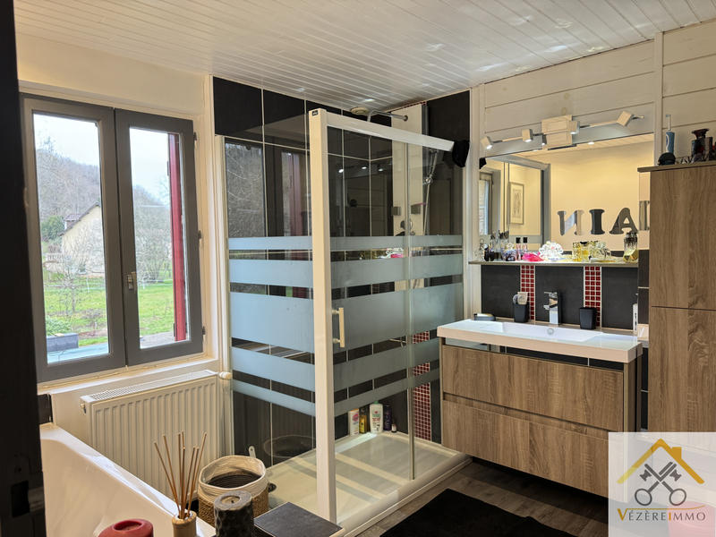 Maison - 178 m² - 6 pièces