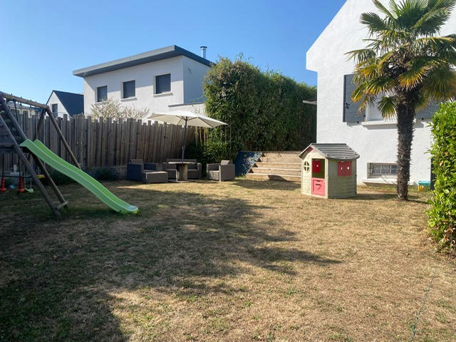 Maison - 184 m² - 6 pièces