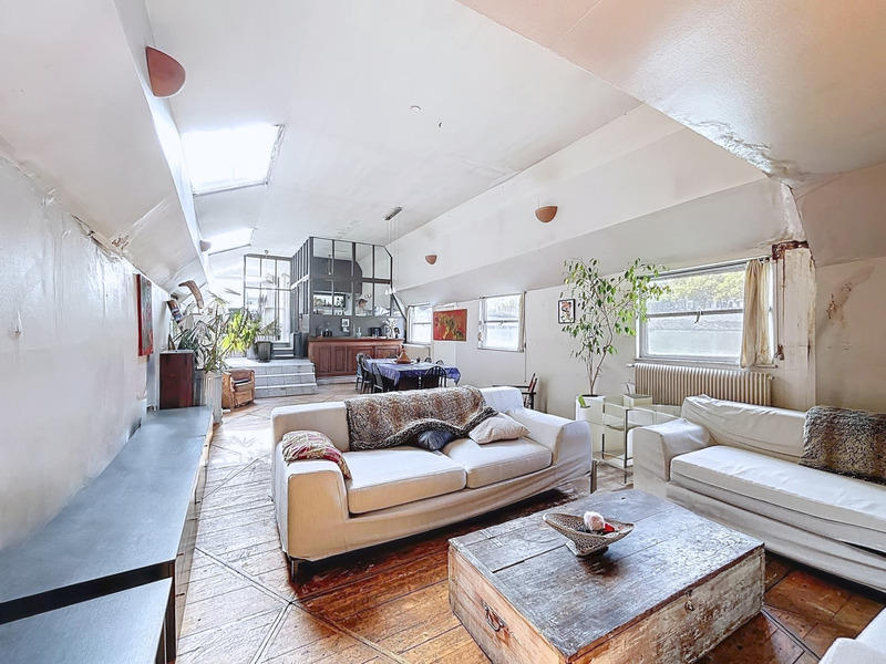 Péniche - 160 m² - 6 pièces