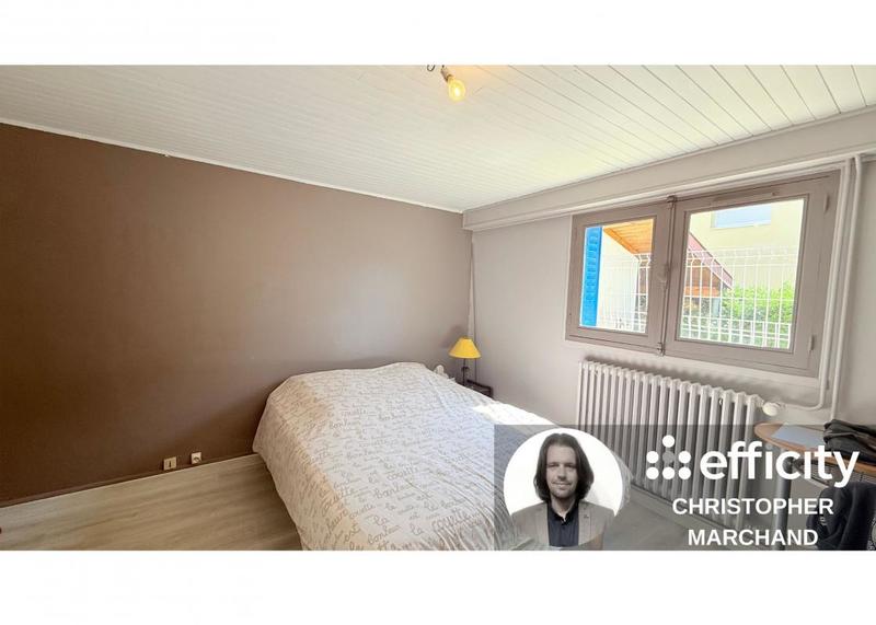 Maison - 198 m² - 8 pièces