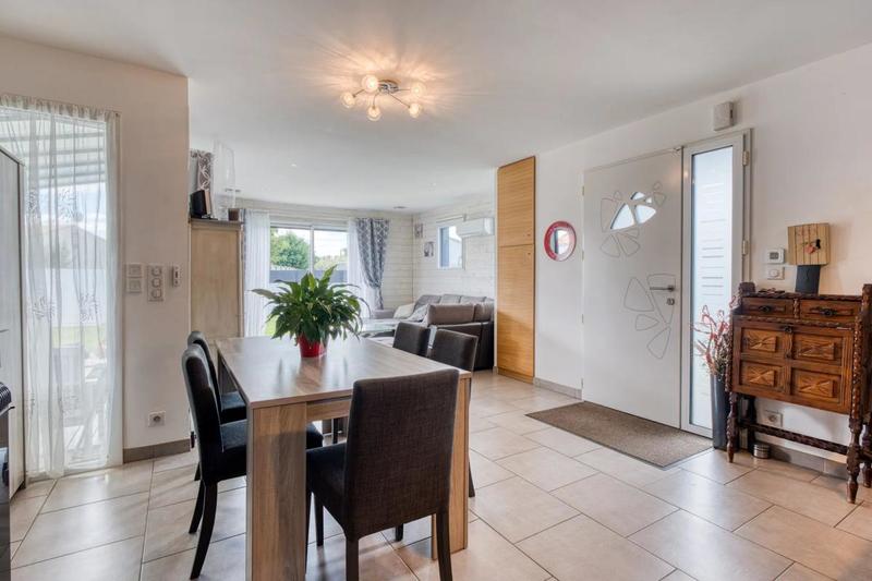 Maison - 96 m² - 5 pièces