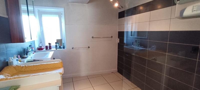 Maison - 133 m² - 6 pièces