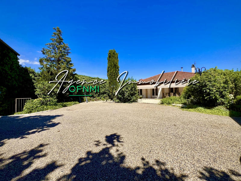 Villa - 192 m² - 7 pièces