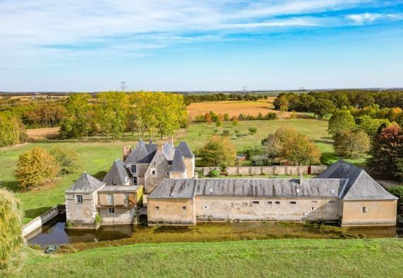 Manoir - 900 m² - 14 pièces