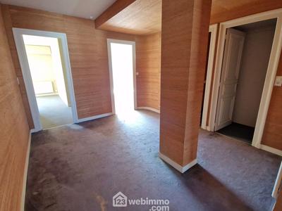 Appartement - 122 m² - 4 pièces