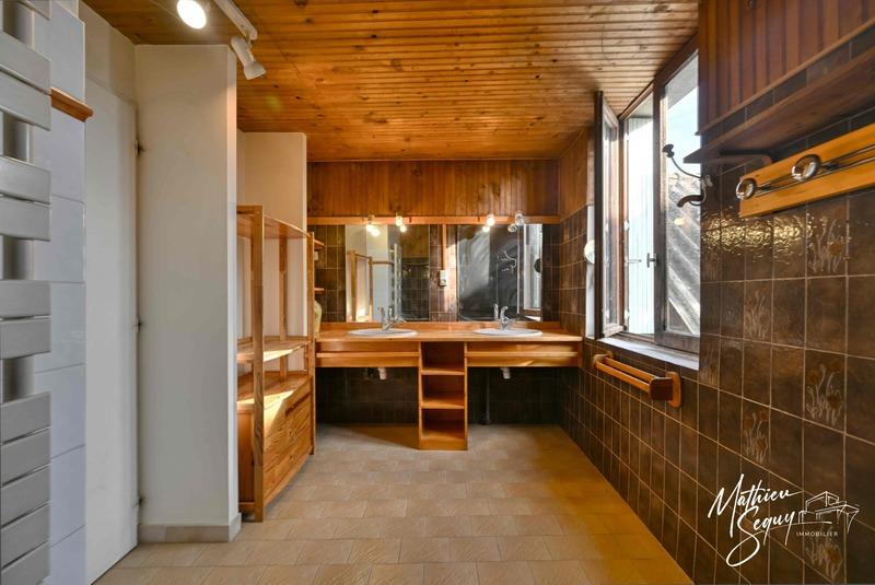 Maison - 145 m² - 6 pièces