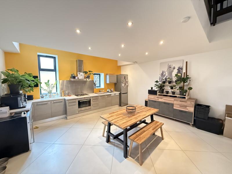 Maison - 110 m² - 5 pièces