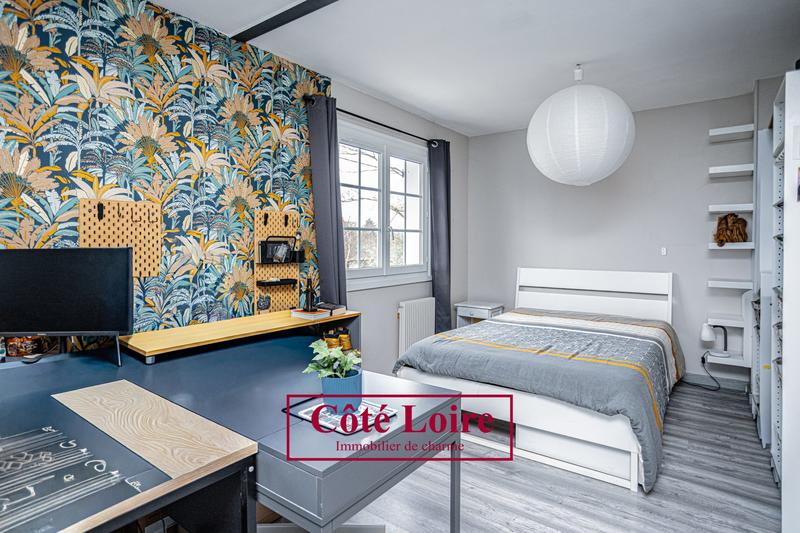 Maison - 300 m² - 11 pièces