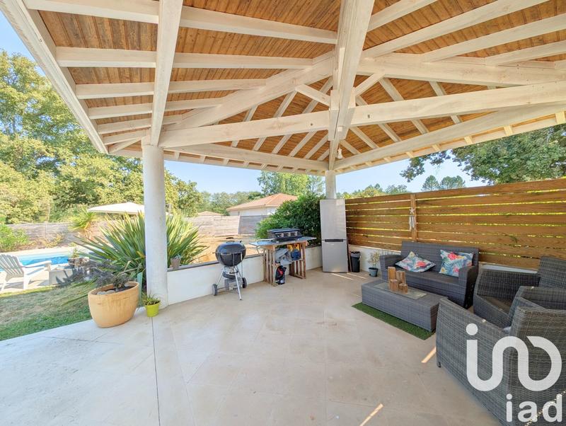 Maison - 200 m² - 5 pièces