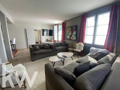 Maison - 200 m² - 5 pièces