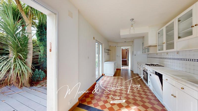 Maison de maîtres - 182 m² - 6 pièces