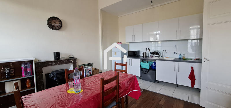 Immeuble - 236 m² - 12 pièces