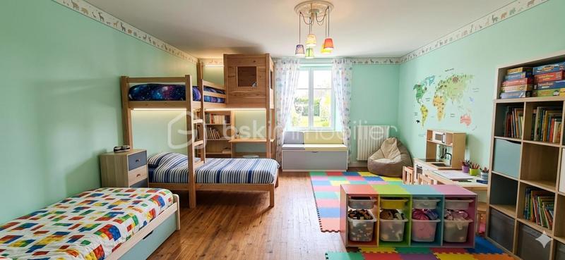 Corps de ferme - 140 m² - 4 pièces