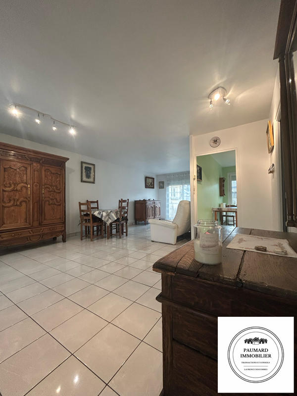 Maison - 92 m² - 5 pièces