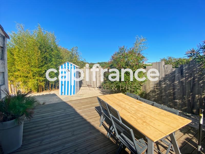 Propriété - 322 m² - 11 pièces