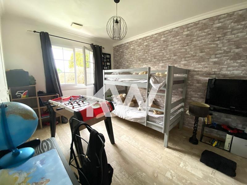 Maison - 117 m² - 5 pièces