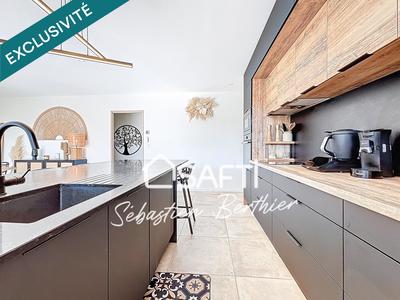 Maison - 140 m² - 5 pièces