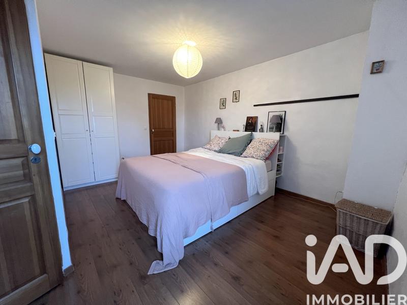 Maison - 230 m² - 7 pièces