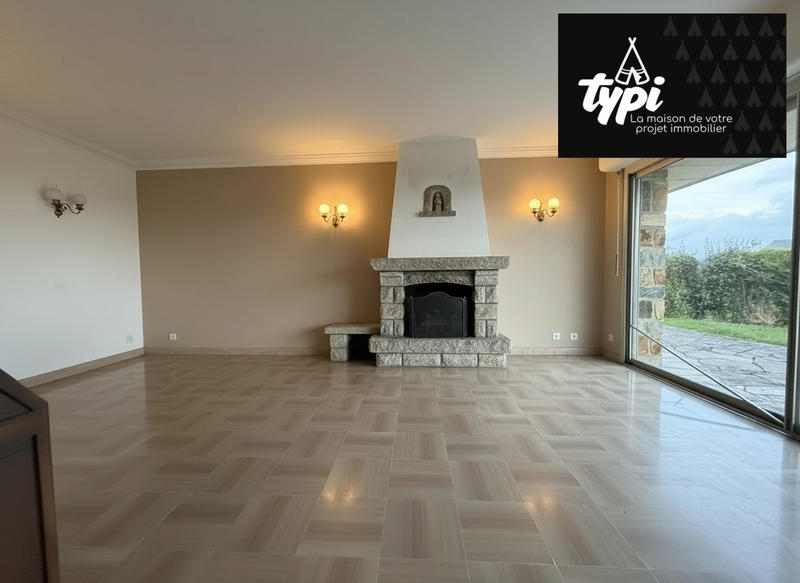 Maison - 220 m² - 10 pièces