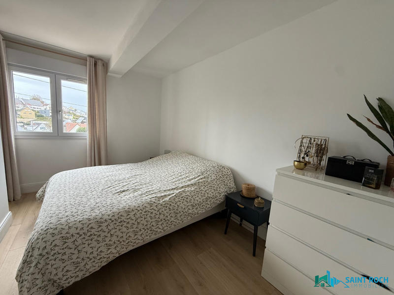 Maison - 177 m² - 7 pièces