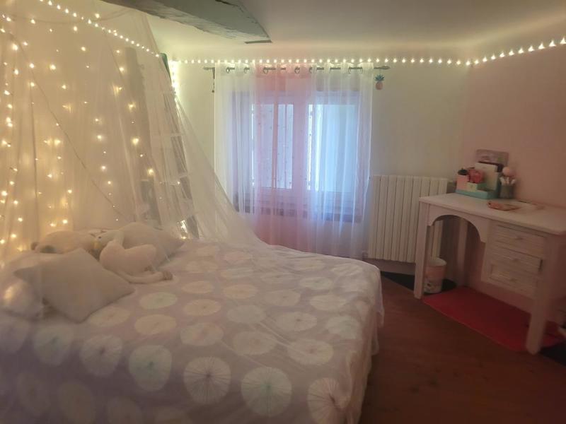 Maison - 275 m² - 10 pièces