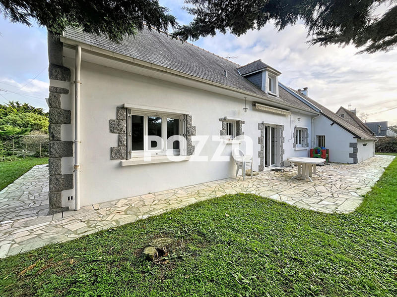 Maison - 244 m² - 7 pièces