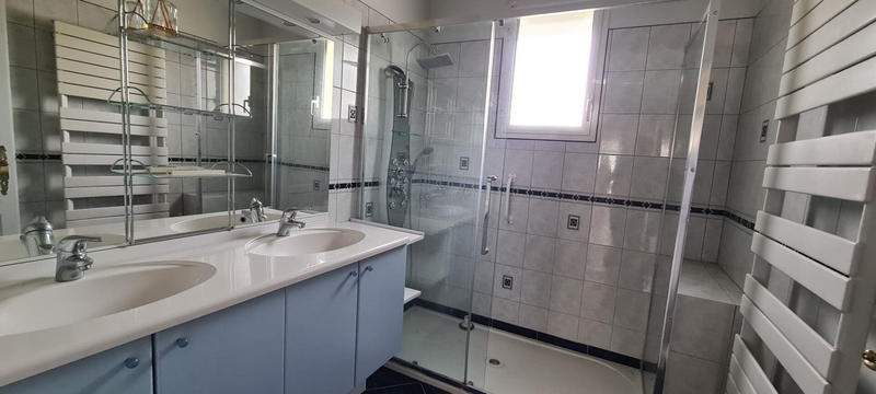 Maison - 101 m² - 6 pièces