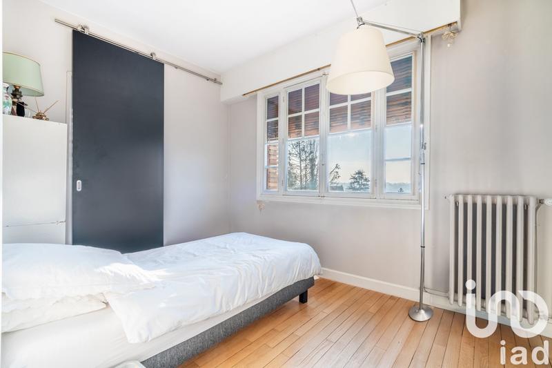 Maison - 369 m² - 12 pièces