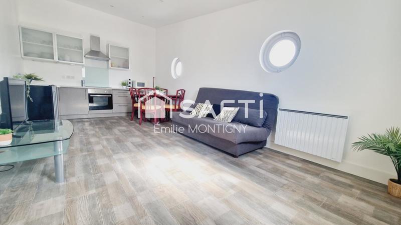 Maison - 219 m² - 9 pièces