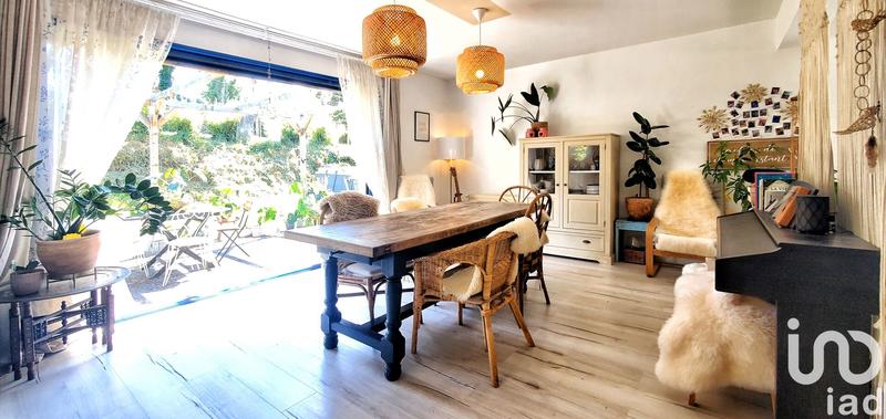 Maison - 161 m² - 10 pièces