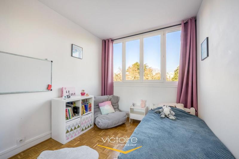 Appartement - 83 m² - 4 pièces