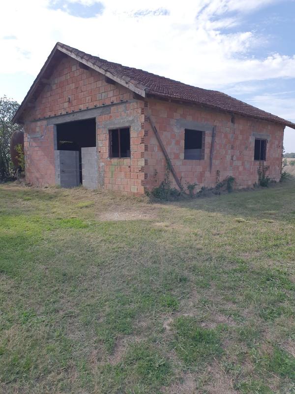 Maison - 300 m² - 10 pièces