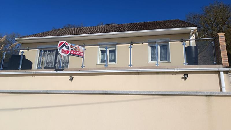 Maison - 98 m² - 7 pièces