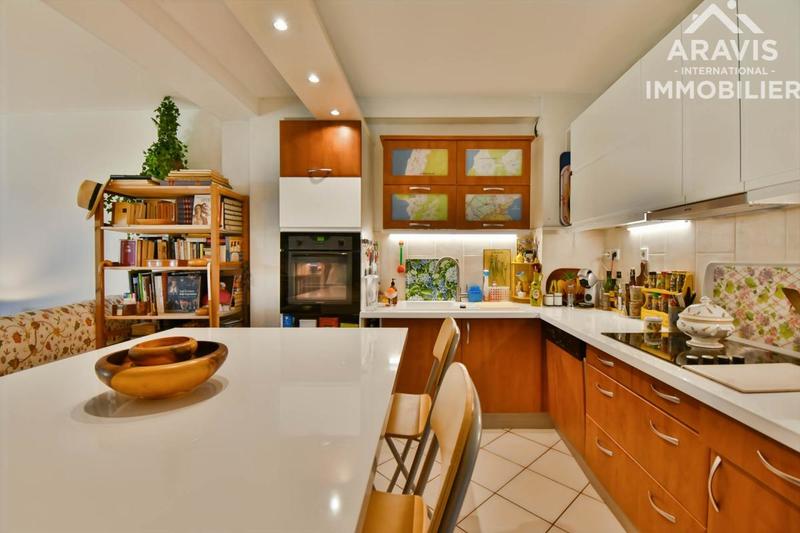 Appartement - 100 m² - 4 pièces