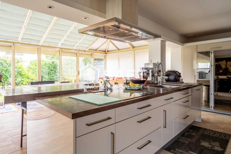 Maison - 164 m² - 6 pièces