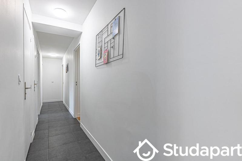 Chambre - 11 m² - 1 pièce