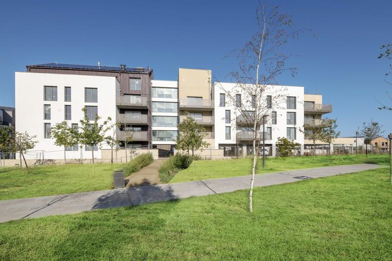 Appartement - 94 m² - 4 pièces