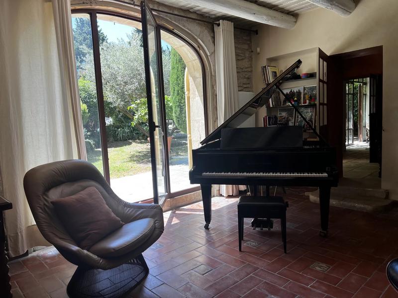 Mas - 460 m² - 14 pièces